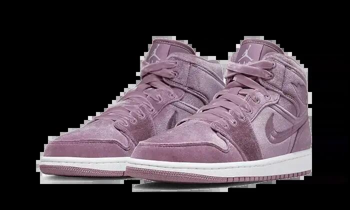 Basketball - schuhe - mid - air jordan 1 mid se - lila/weiß 2/3