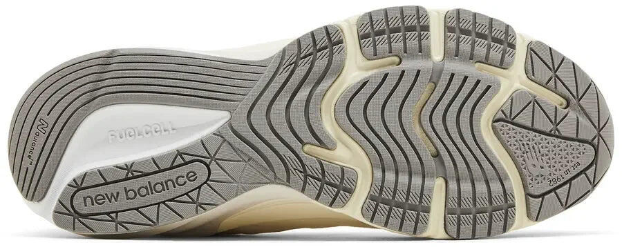 New Balance 990v6 MiUSA Cream 3/5