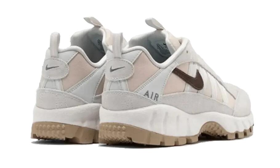Nike Air Humara SE Future Motion Light Orewood Brown (W) 3/4