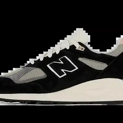 Men - Running - Shoes - 990 v2 Made in USA - Black/True Camo