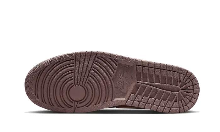 Air Jordan 1 Low SE Craft Sail Taupe Haze 3/3