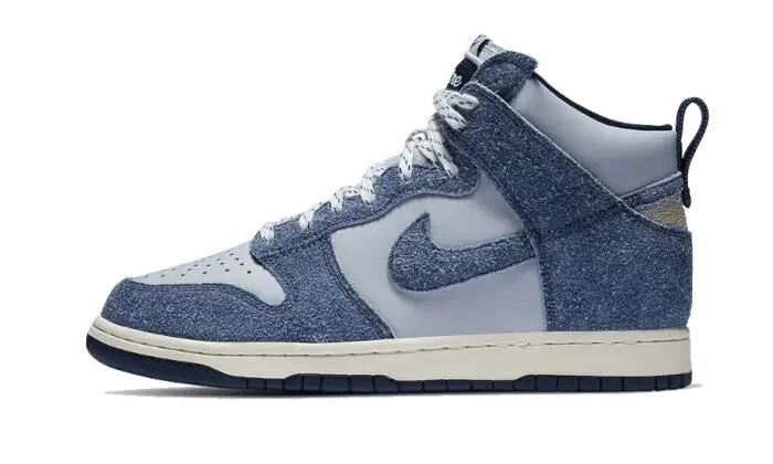 NIKE picture