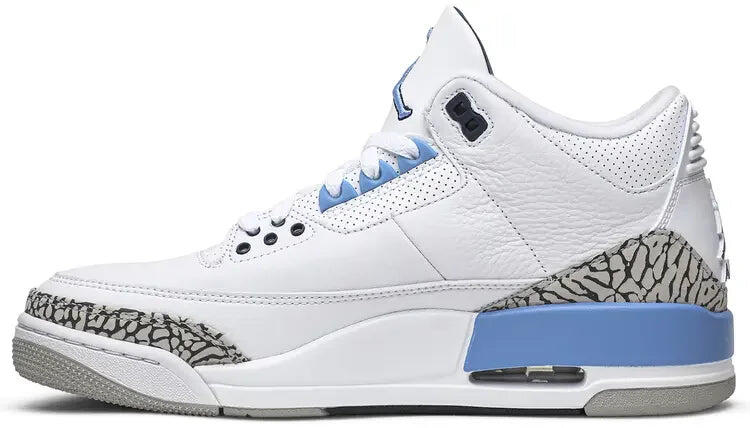 Air Jordan 3 Retro UNC (2020) 2/5
