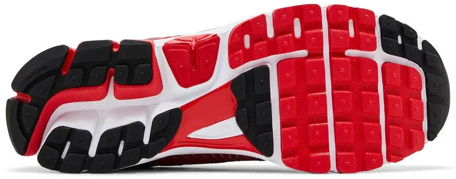 Nike Zoom Vomero 5 Metallic Silver University Red 3/5
