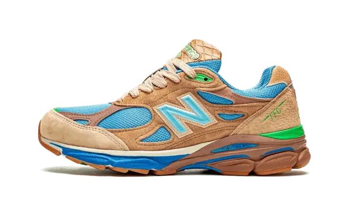 NEW BALANCE picture