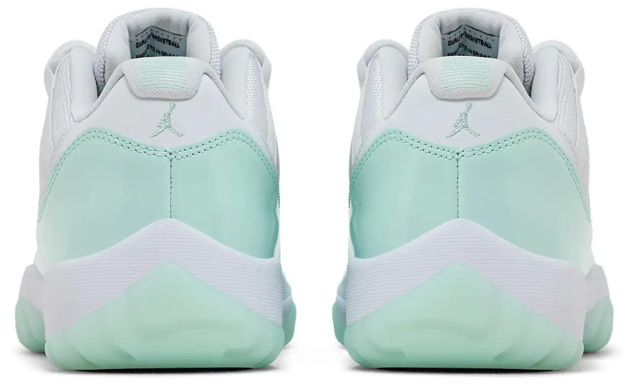 Jordan 11 Retro Low Igloo (W) 4/5
