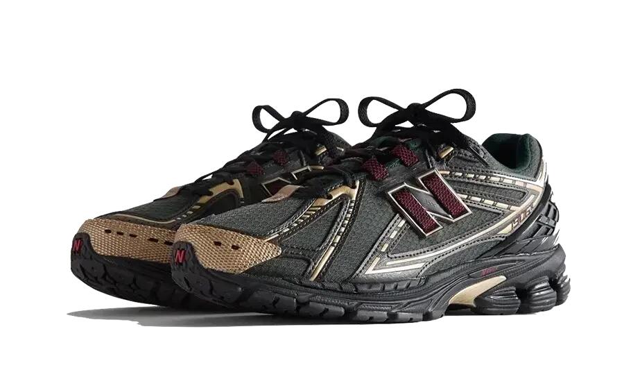 New Balance 1906R Kith Black 2/4