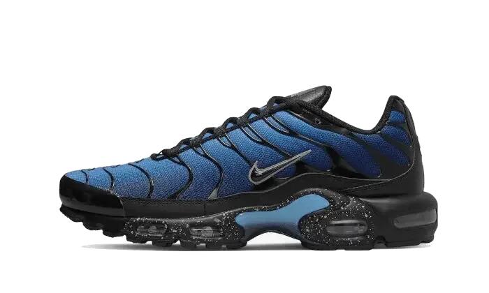 NIKE picture