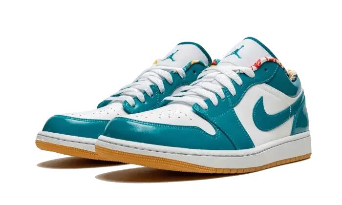 Air Jordan 1 Low SE Barcelona Print 2/4
