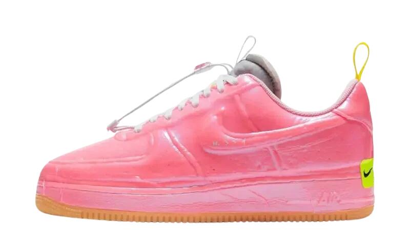 NIKE picture
