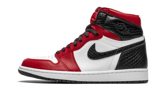 Nike Air Jordan 1 Retro High Satin Snake Chicago