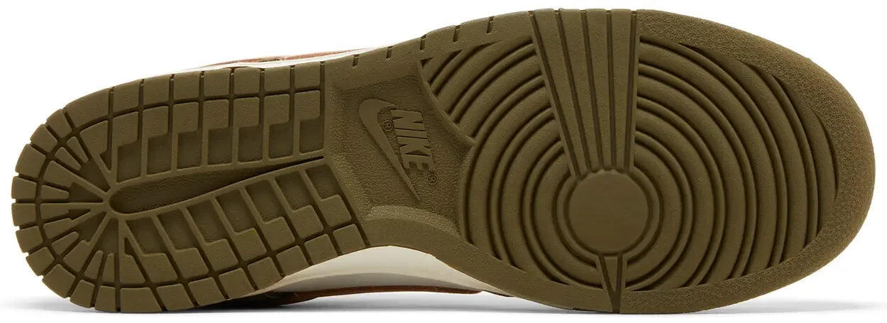 Nike Dunk Low Premium Medium Olive Hemp 3/5