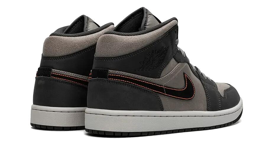 Air Jordan 1 Mid SE Night Stadium - Taille : 48.5 EU 3/4