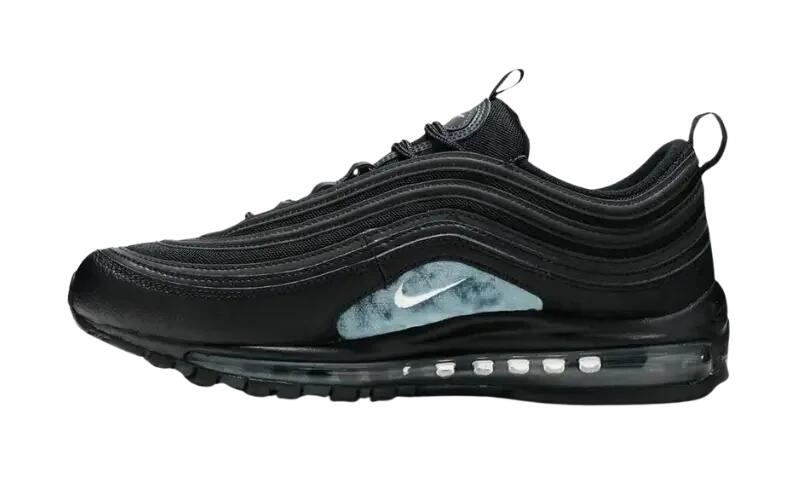 NIKE picture
