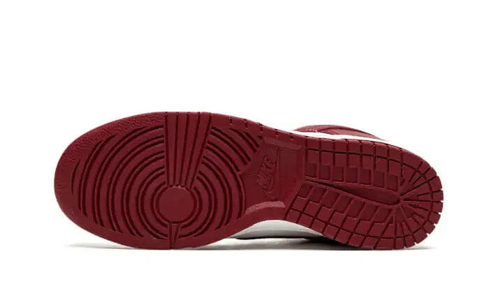 Unisex - Lifestyle - Schuhe - Dunk Low - team red/white 4/4