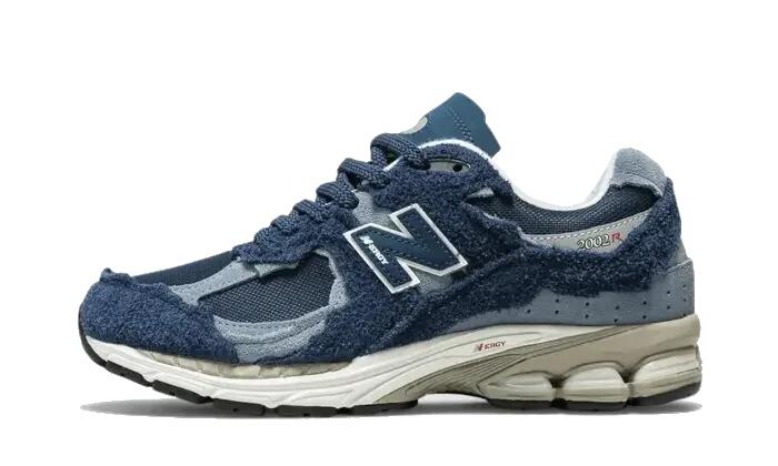 NEW BALANCE picture
