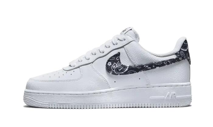 NIKE picture