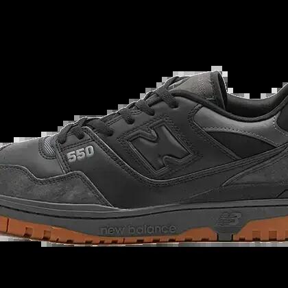 Unisex - Lifestyle - Shoes - Retro look, non-marking gum sole - 550 - Black/Gum
