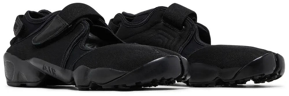 Nike Women's Air Rift Triple Black 5/5