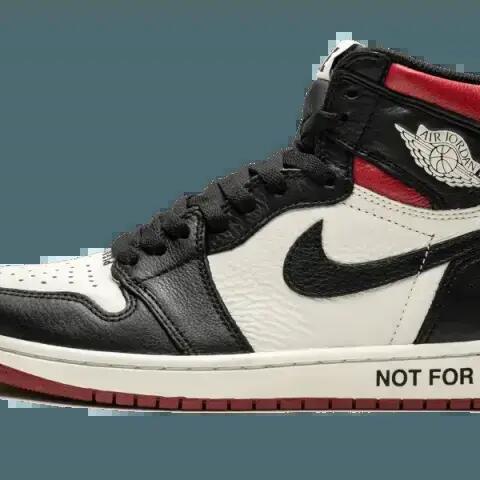 WHITE / RED
