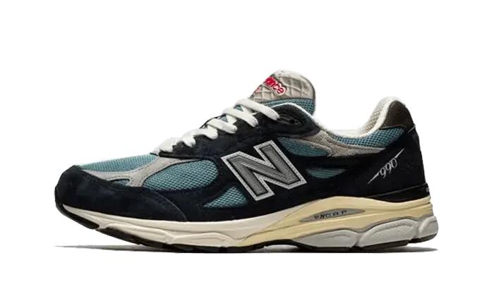 NEW BALANCE picture