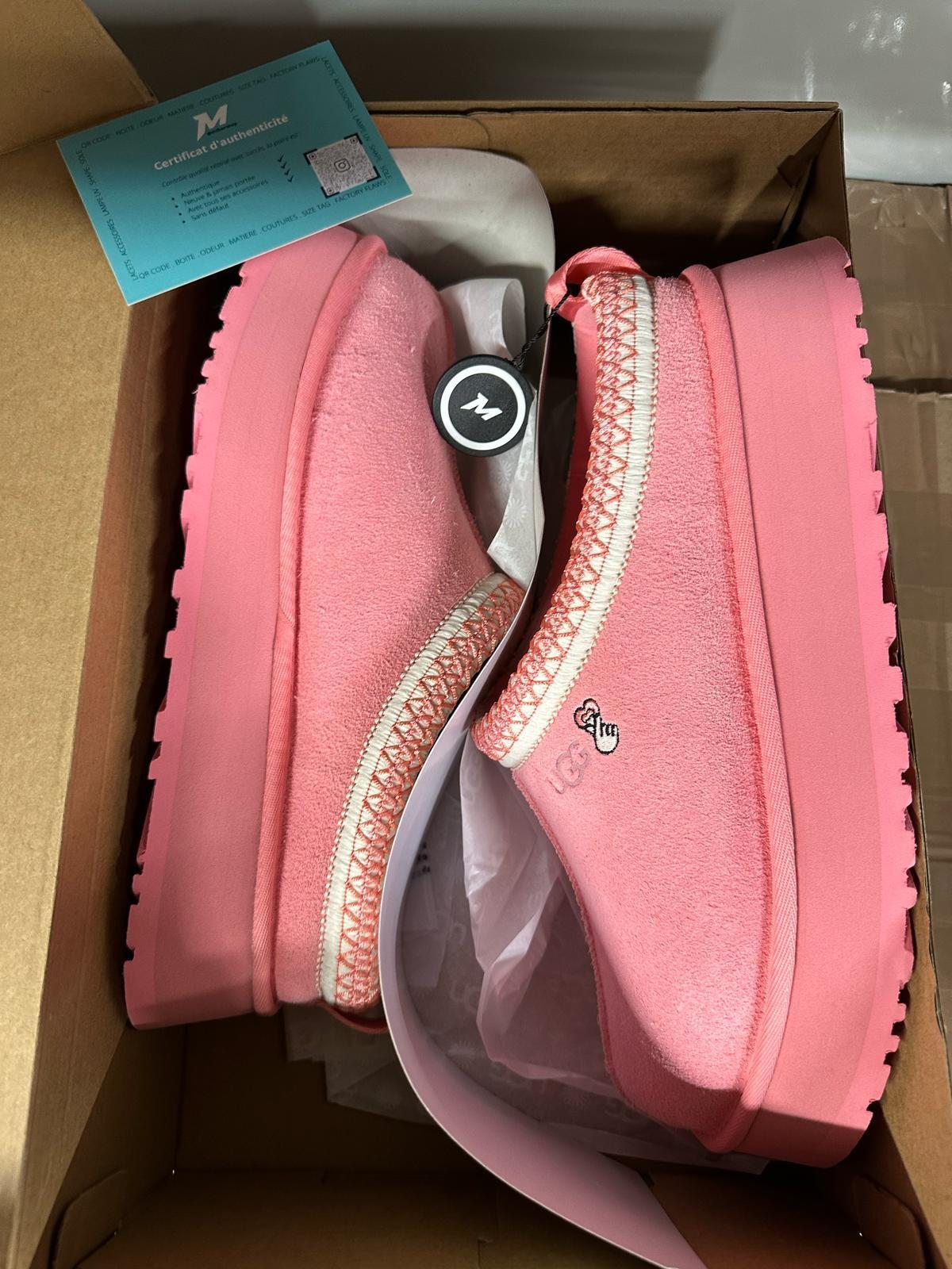 UGG Tazz Love '25 Slipper Tropical Pink 2/2