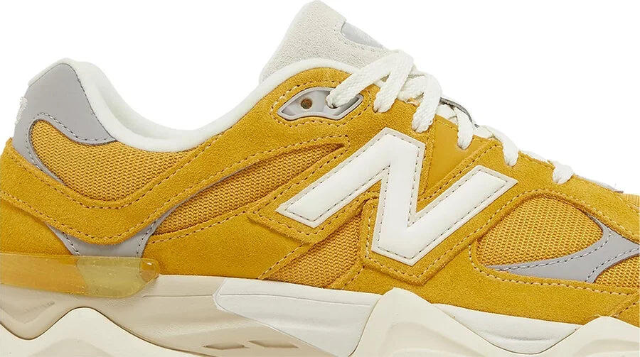 New Balance 9060 Varsity Gold 2/7