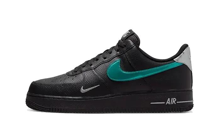 NIKE picture