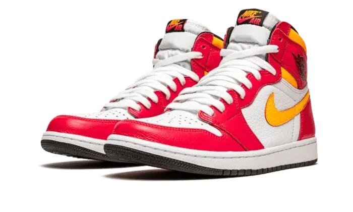 Air Jordan 1 Retro High OG Light Fusion Red 2/4