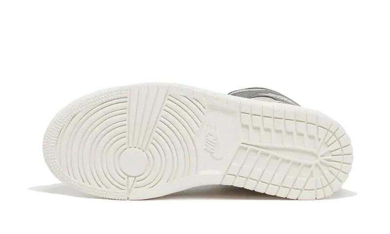 Air Jordan 1 Mid Grey Onyx (W) 2/2