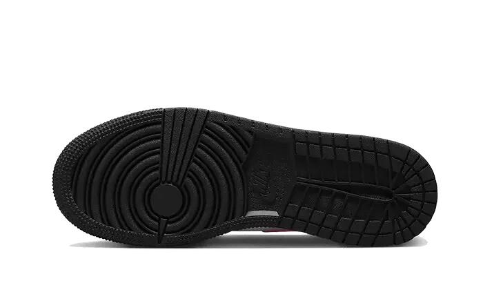 Jordan 1 Low Fierce Pink (GS) 3/3