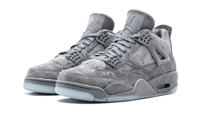 Air Jordan 4 Retro Kaws Grey 2/4