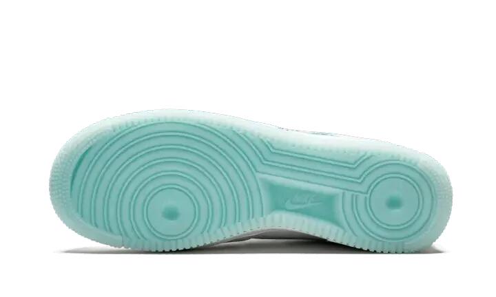 Nike Air Force 1 Low Flyleather Earth Day Steven Harrington 4/4