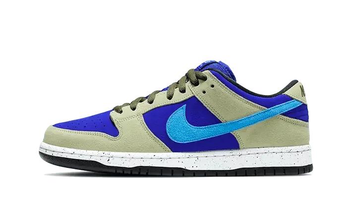 NIKE picture