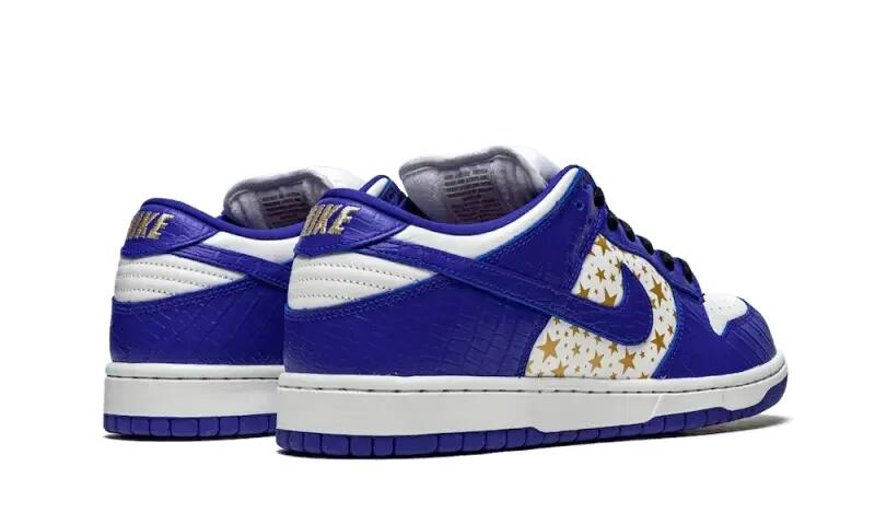 Nike SB Dunk Low Supreme Stars Hyper Royal (2021) 3/4