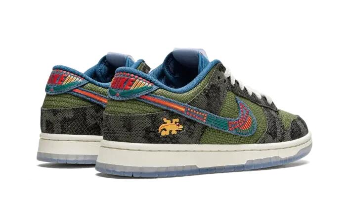 Nike Dunk Low Siempre Familia 3/4