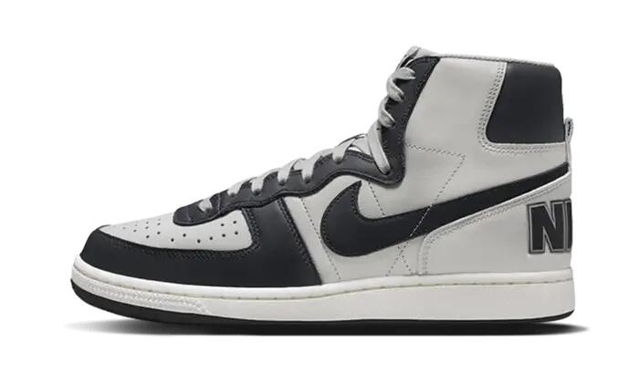 NIKE picture