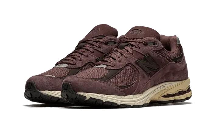 New Balance 2002R Truffle 2/3