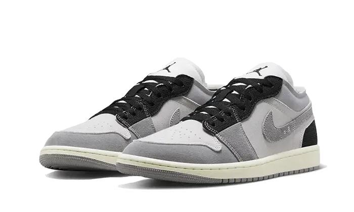 Jordan 1 Low SE Craft Inside Out Cement Grey 2/4