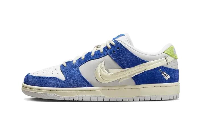 NIKE picture
