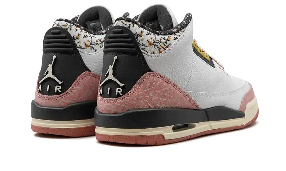 Air Jordan 3 Retro Vintage Floral (GS) 3/4
