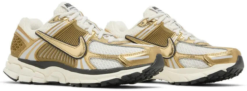Nike Zoom Vomero 5 Metallic Gold (W) 5/5