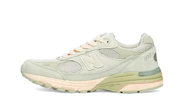 NEW BALANCE picture