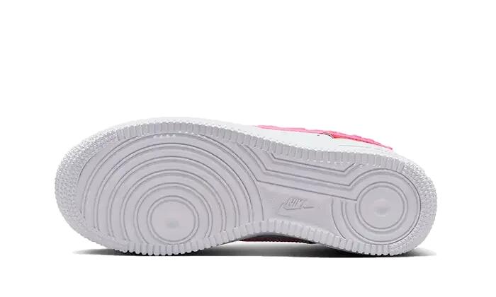 Nike Air Force 1 Low Valentine's Day (2023) (GS) 3/3