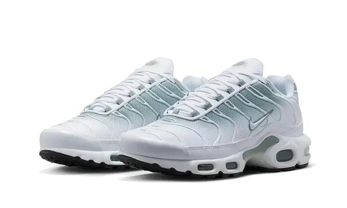 Nike Air Max Plus White Mica Green (W) 2/3
