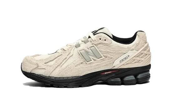 New Balance 1906R Protection Pack Beige