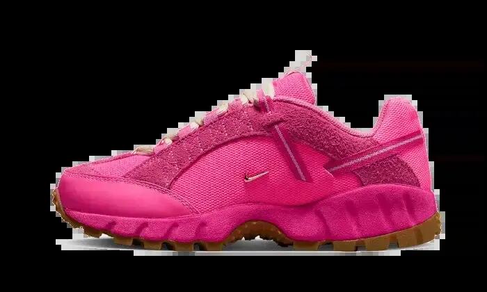 NIKE picture