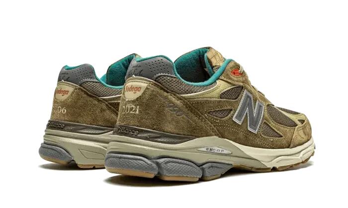 New Balance 990 v3 Bodega Here To Stay 3/4
