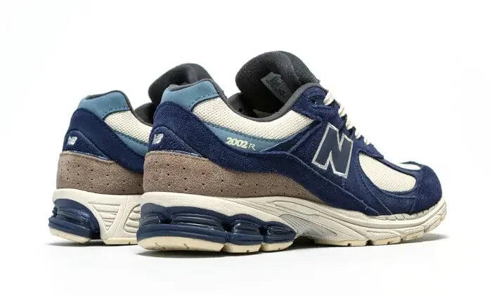 New Balance 2002R Navy Cream 3/4