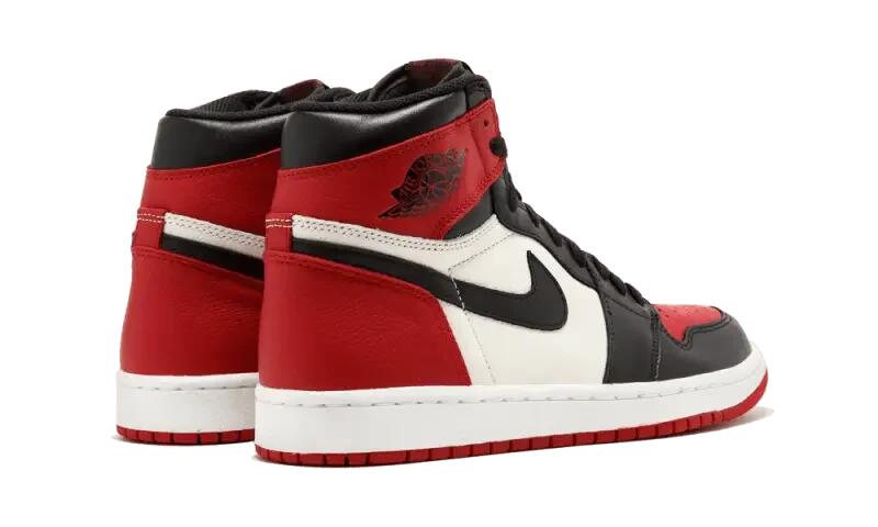 Jordan 1 Retro High Bred Toe 3/4